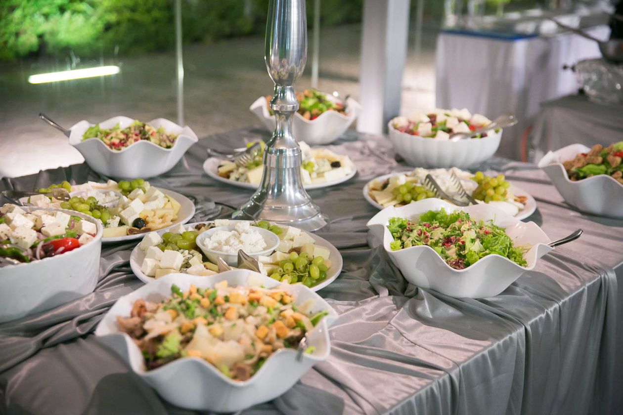 Catering για τραπέζι γάμου